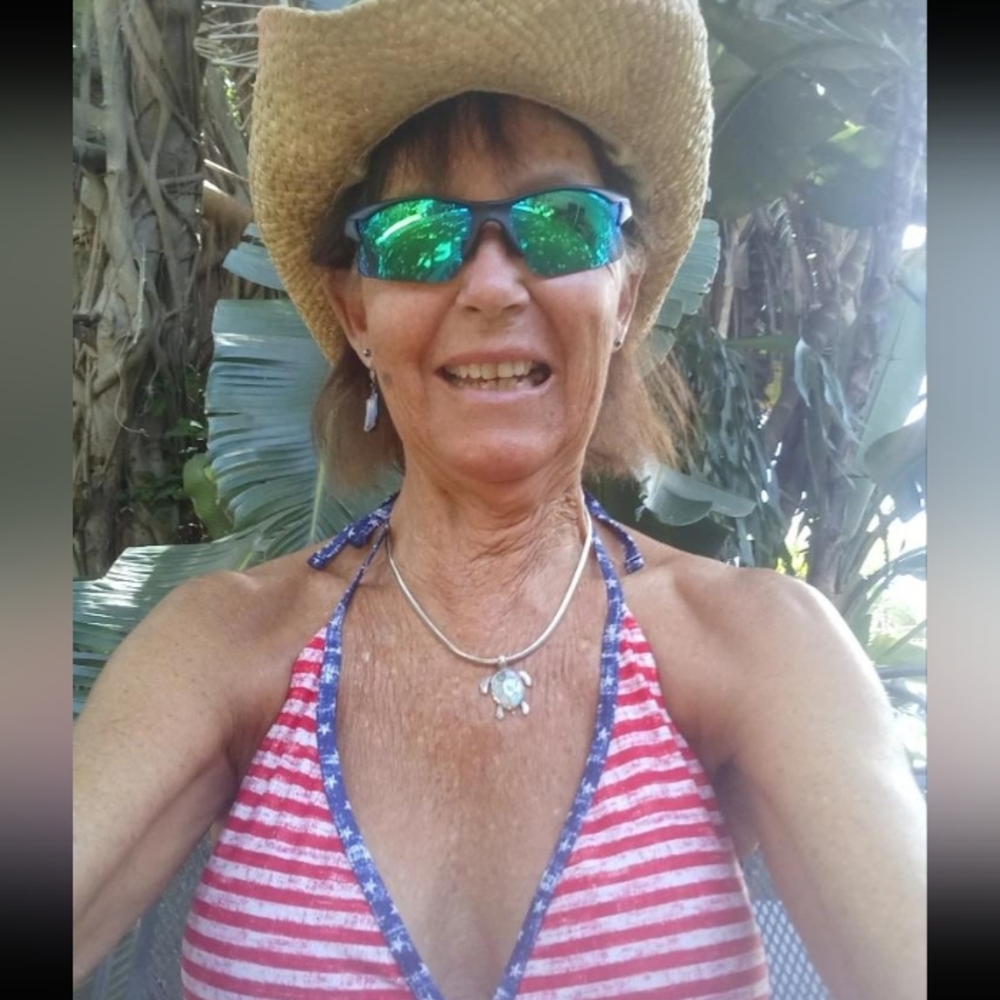 Meet your Posher, Linda